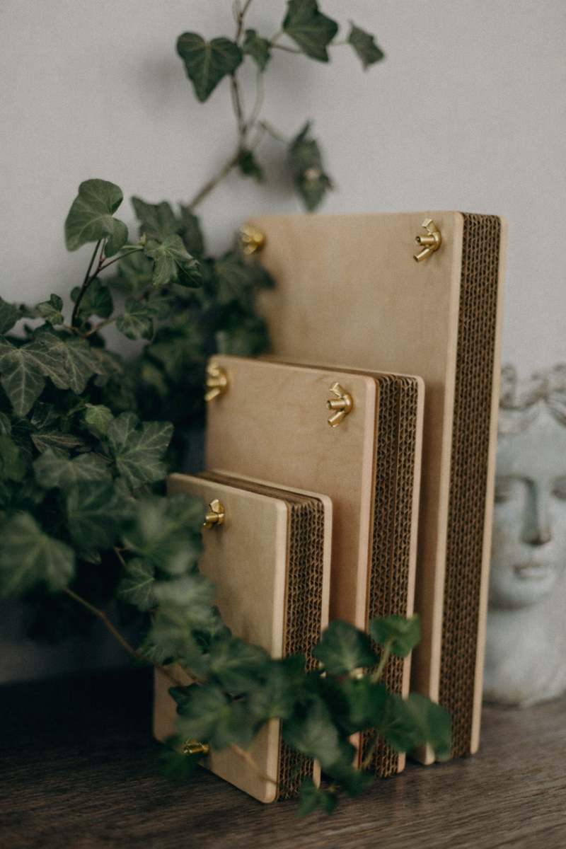 BloomPress – Personalized Plywood Flower Press Set